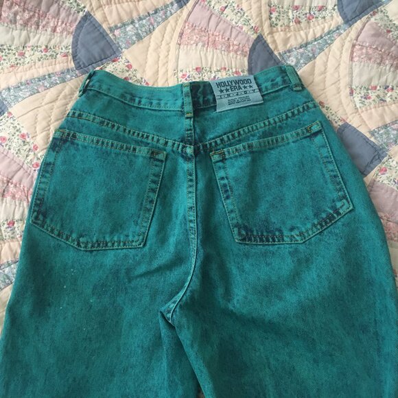 Vintage Hollywood Era green acid wash high waisted tapered jeans (size XS-S) - Picture 7 of 14